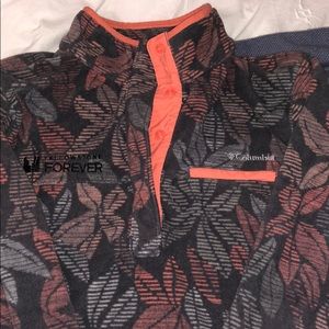 Columbia patterned pull over